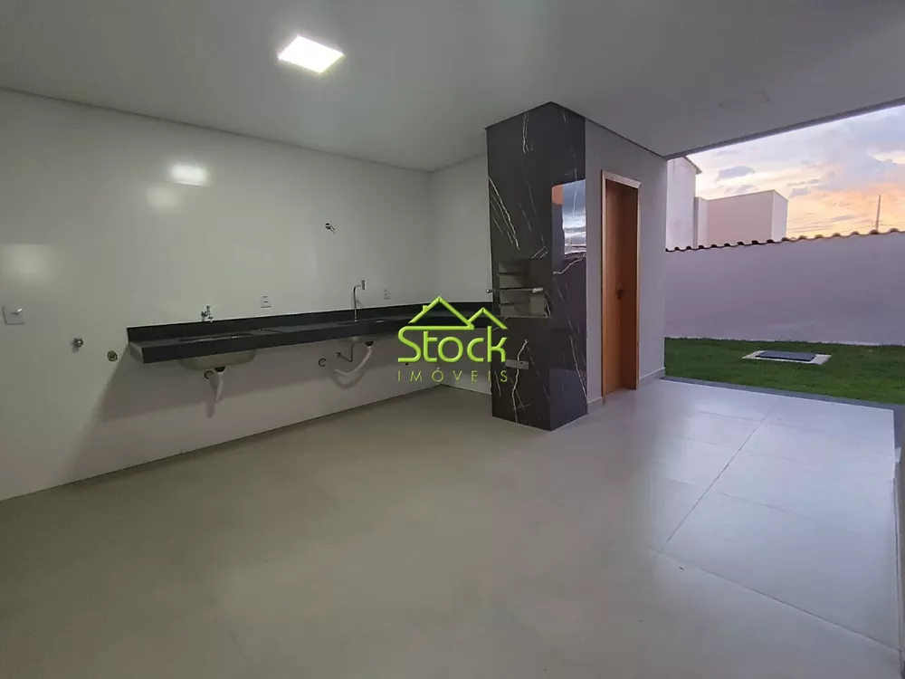 Casa à venda com 3 quartos, 180m² - Foto 15