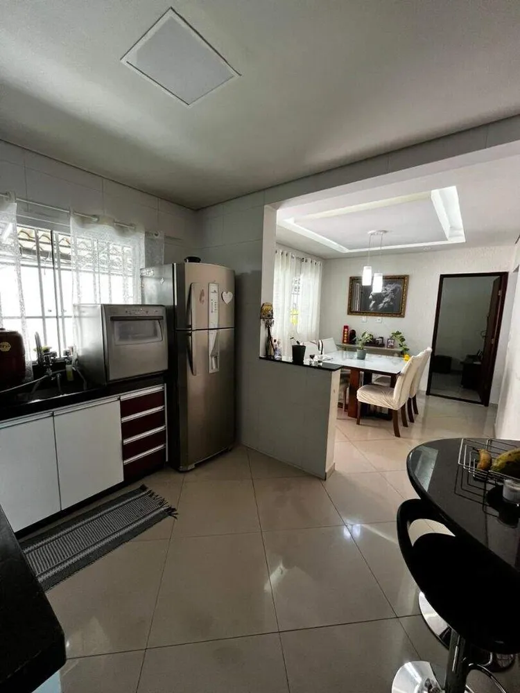 Casa, 4 quartos, 170 m² - Foto 4