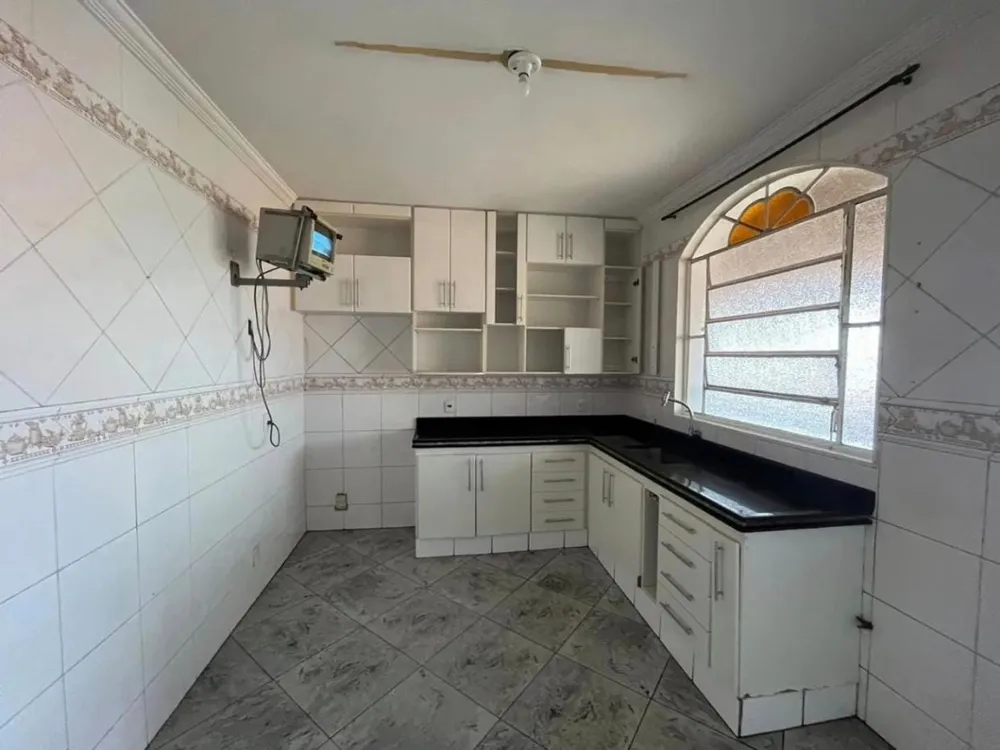 Casa, 4 quartos, 200 m² - Foto 4