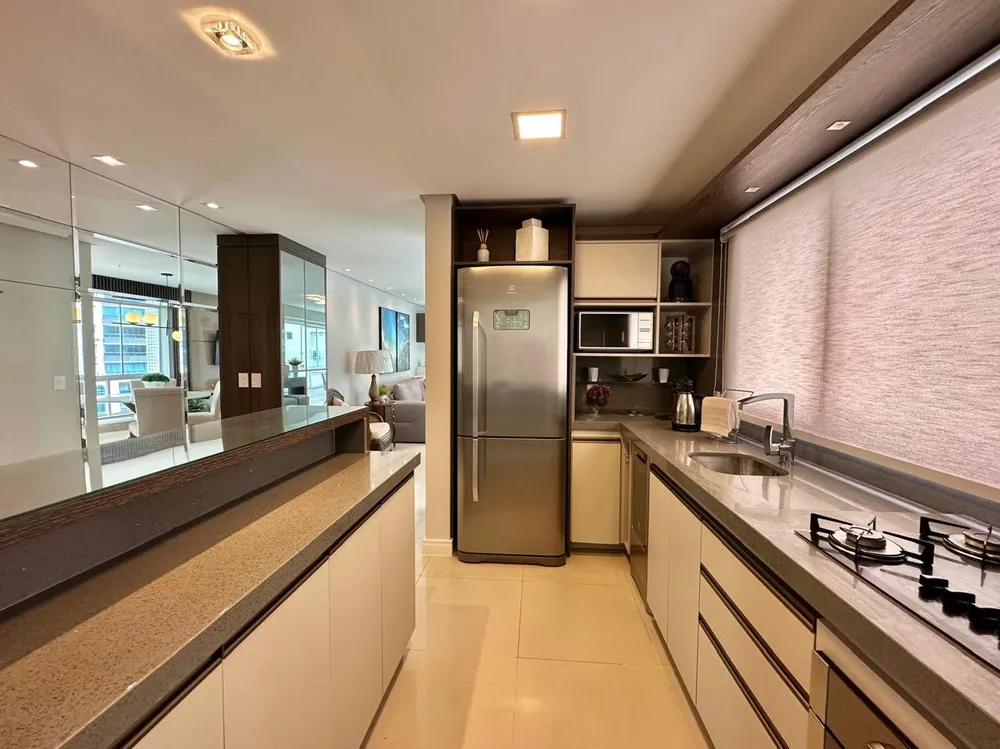Apartamento, 3 quartos, 181 m² - Foto 1