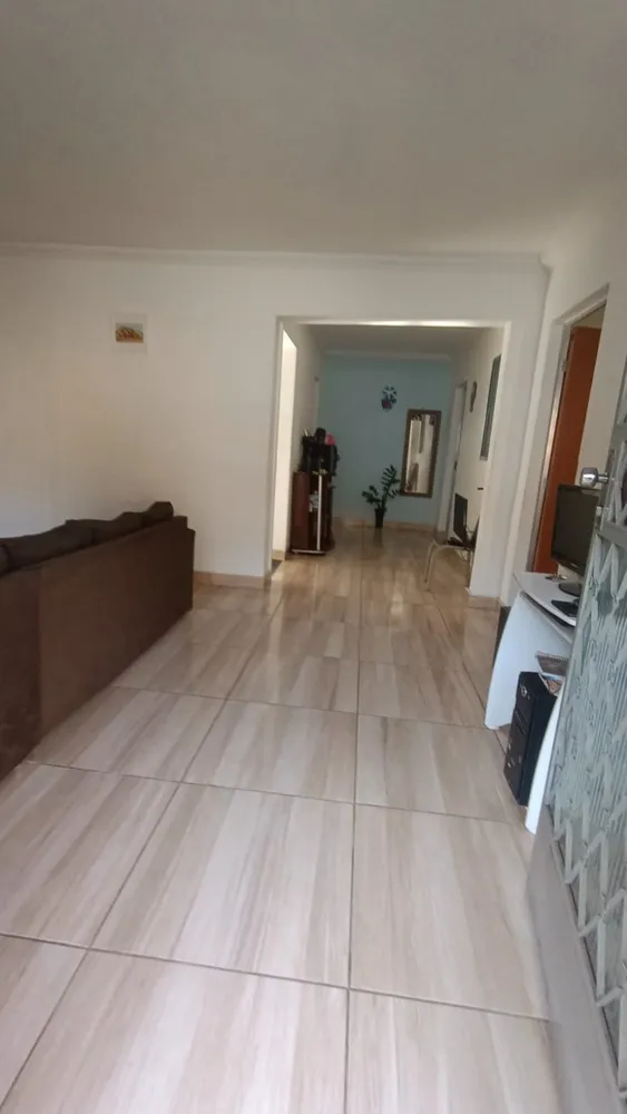 Casa, 3 quartos, 130 m² - Foto 2