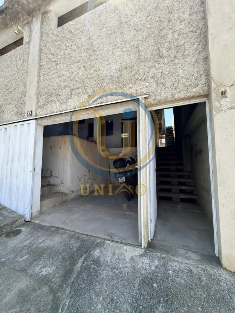 Casa, 5 quartos, 150 m² - Foto 1