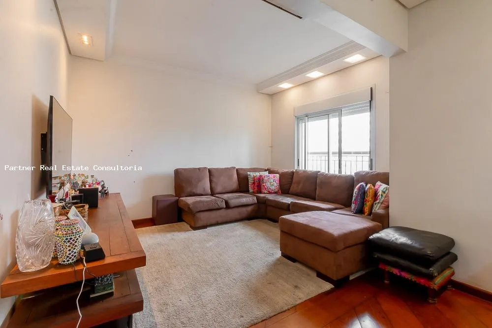Apartamento, 3 quartos, 240 m² - Foto 2