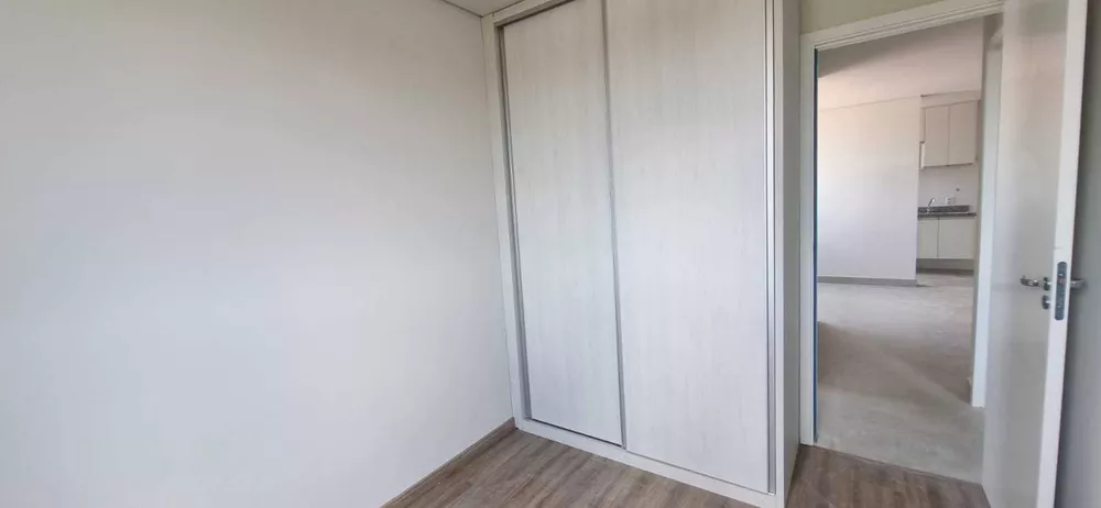 Apartamento à venda com 2 quartos, 76m² - Foto 9