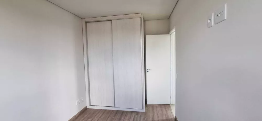 Apartamento à venda com 2 quartos, 76m² - Foto 10