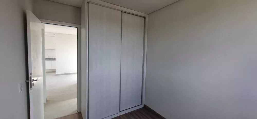 Apartamento à venda com 2 quartos, 76m² - Foto 13