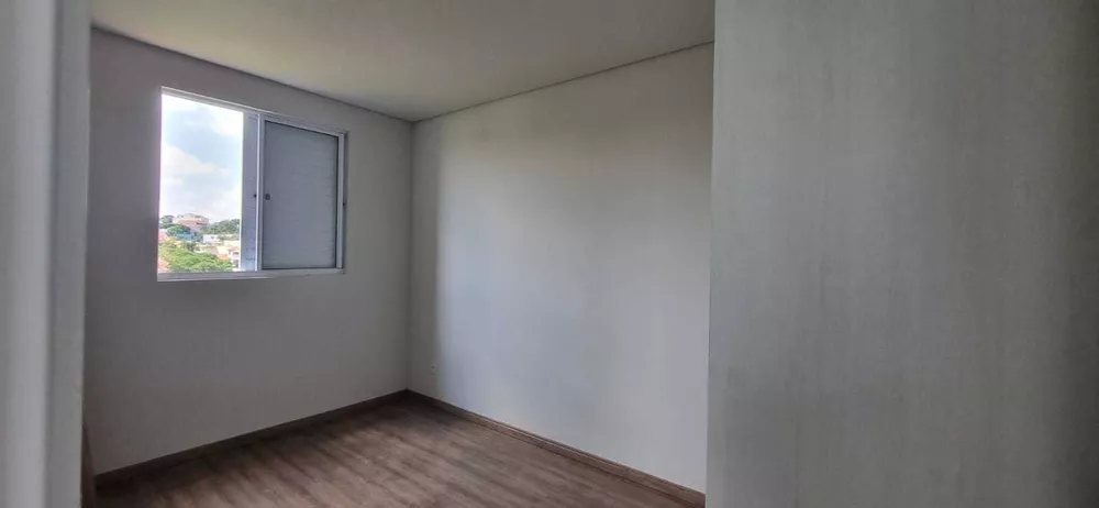 Apartamento à venda com 2 quartos, 76m² - Foto 11