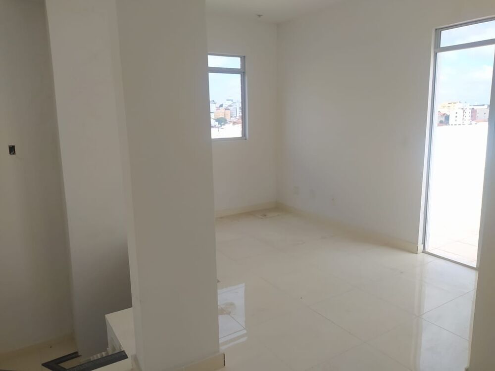 Cobertura à venda com 3 quartos, 200m² - Foto 3