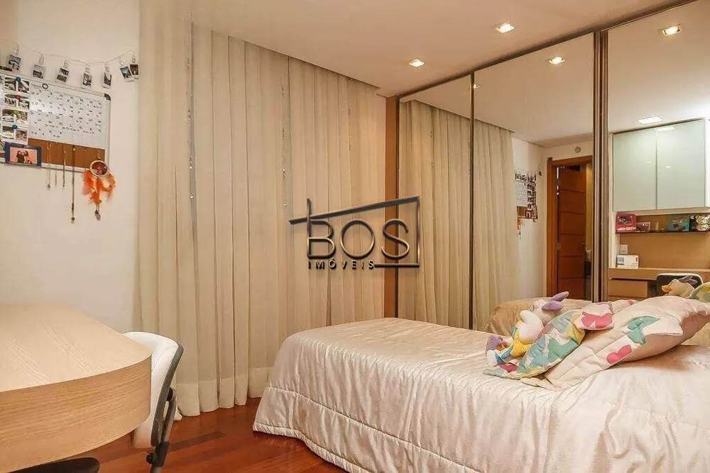 Apartamento, 4 quartos, 250 m² - Foto 11