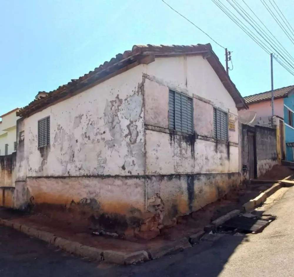 Casa, 2 quartos, 200 m² - Foto 1