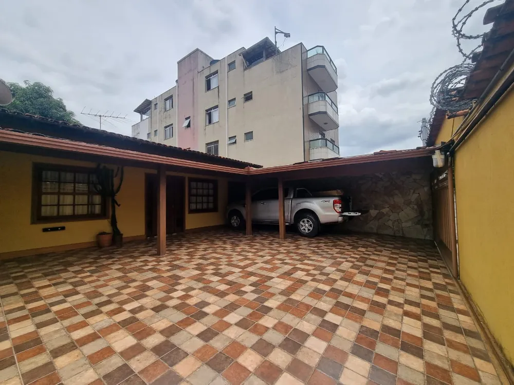Casa, 4 quartos, 200 m² - Foto 1