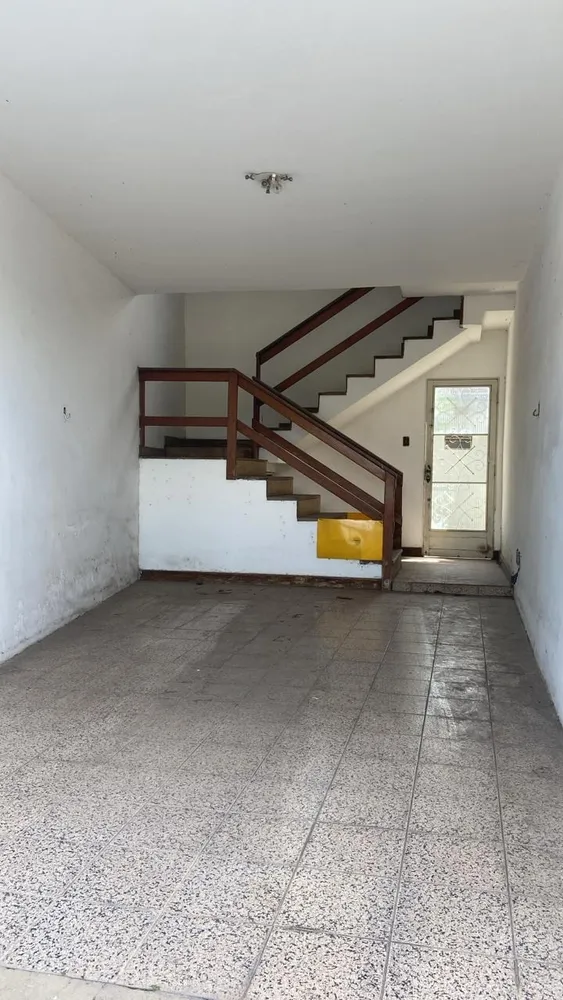 Casa, 3 quartos, 200 m² - Foto 2