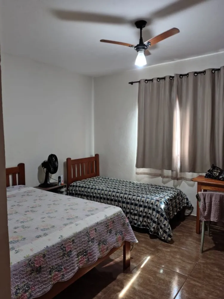 Casa, 4 quartos, 250 m² - Foto 9