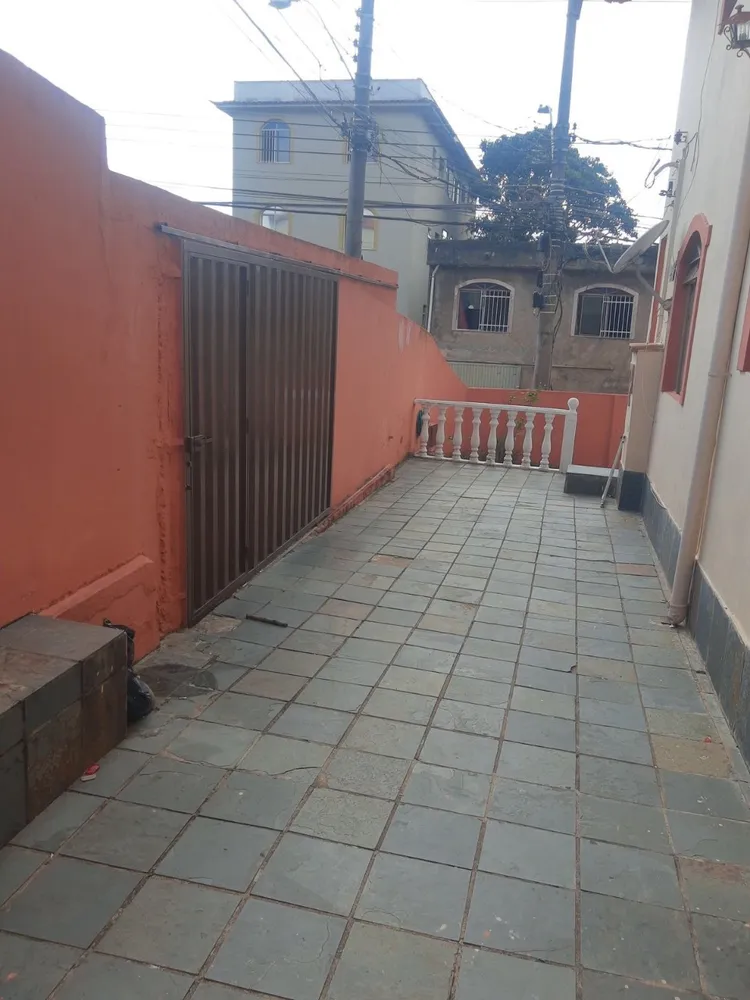 Casa, 5 quartos, 170 m² - Foto 3