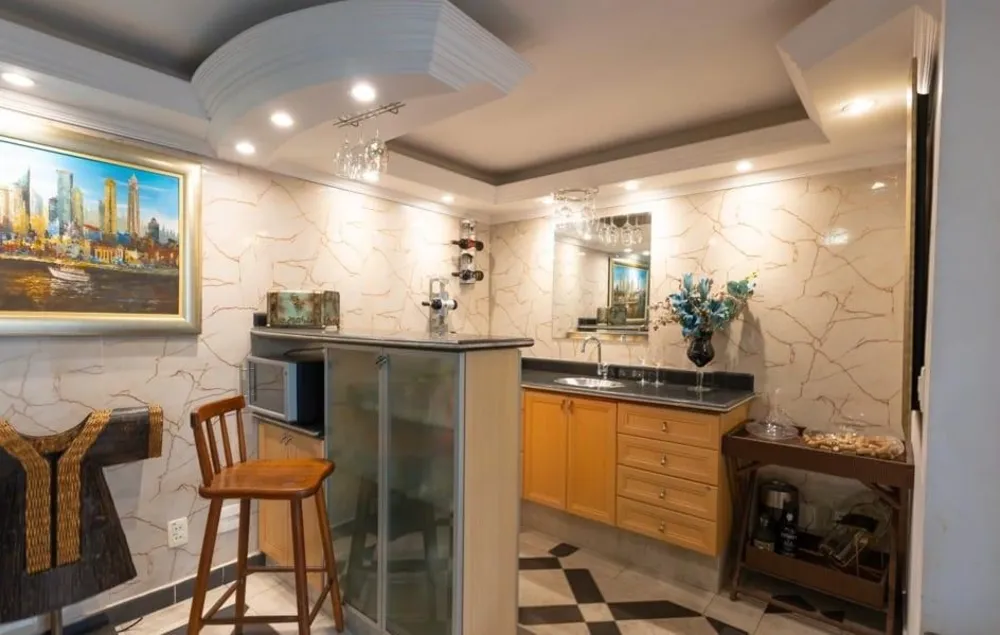 Casa, 5 quartos, 395 m² - Foto 1