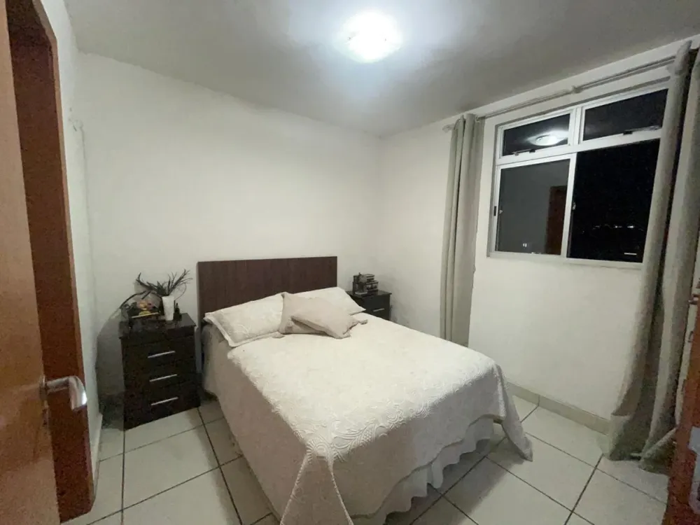 Apartamento, 2 quartos, 221903 m² - Foto 1