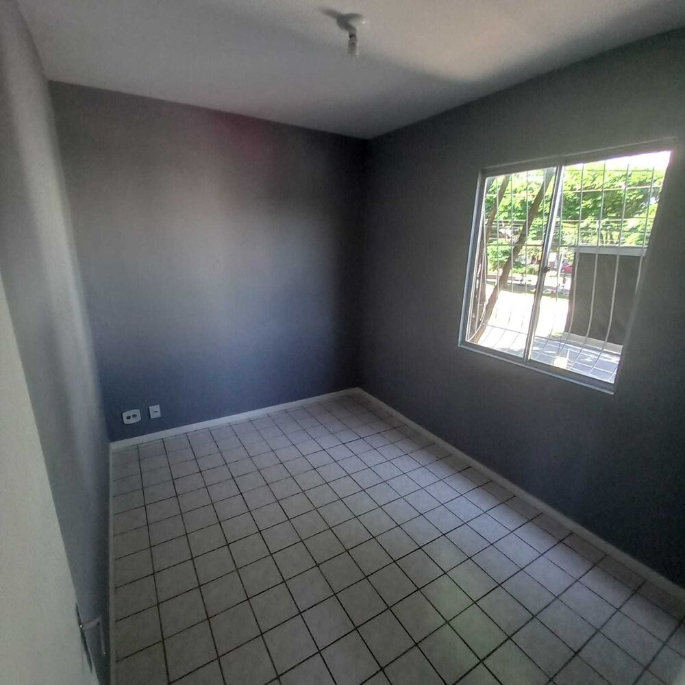 Apartamento à venda com 2 quartos, 65m² - Foto 3