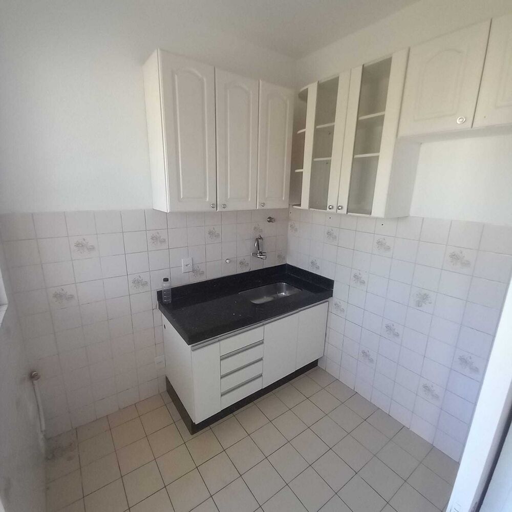 Apartamento à venda com 2 quartos, 65m² - Foto 4