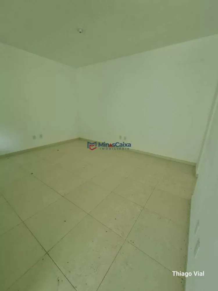 Apartamento à venda com 2 quartos, 61m² - Foto 5