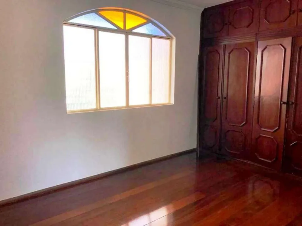 Casa, 4 quartos, 200 m² - Foto 5