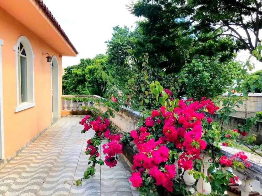 Casa, 4 quartos, 200 m² - Foto 1