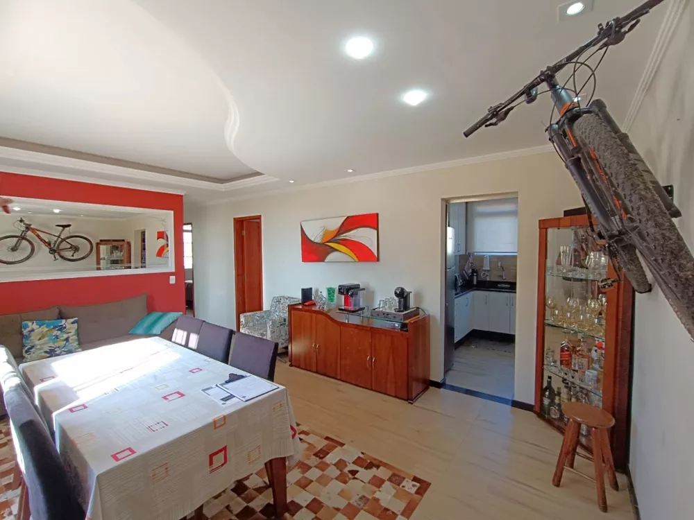 Apartamento à venda com 3 quartos, 70m² - Foto 3