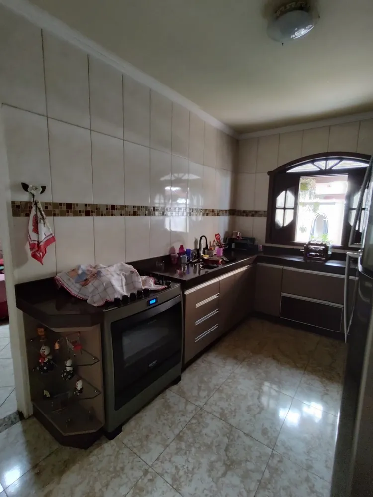 Casa, 3 quartos, 222 m² - Foto 9