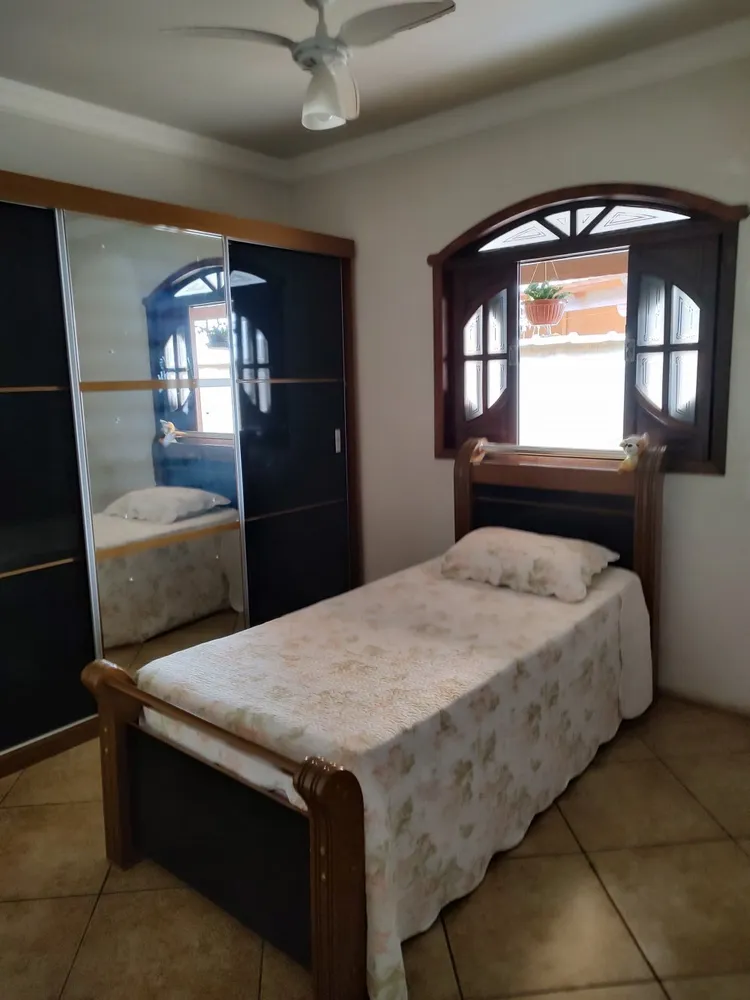 Casa, 3 quartos, 222 m² - Foto 4
