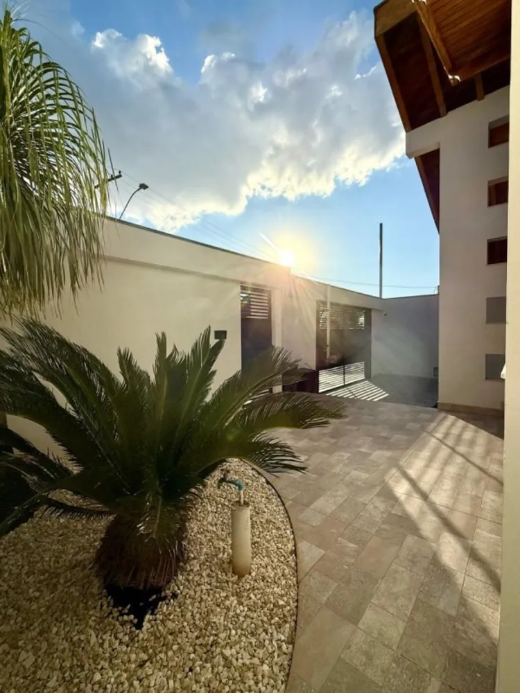 Casa, 3 quartos, 300 m² - Foto 2