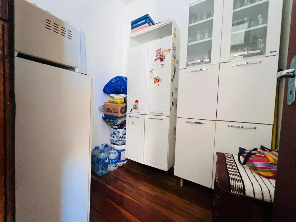 Apartamento à venda com 3 quartos, 137m² - Foto 8