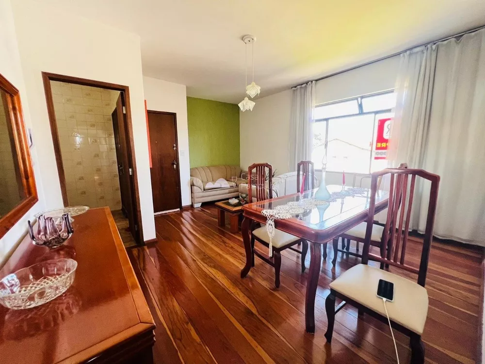 Apartamento à venda com 3 quartos, 137m² - Foto 1