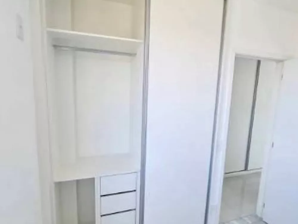 Apartamento à venda com 2 quartos, 61m² - Foto 11