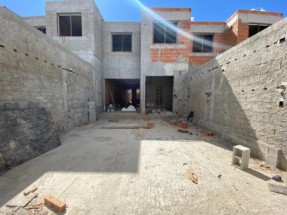 Casa, 4 quartos, 175 m² - Foto 1
