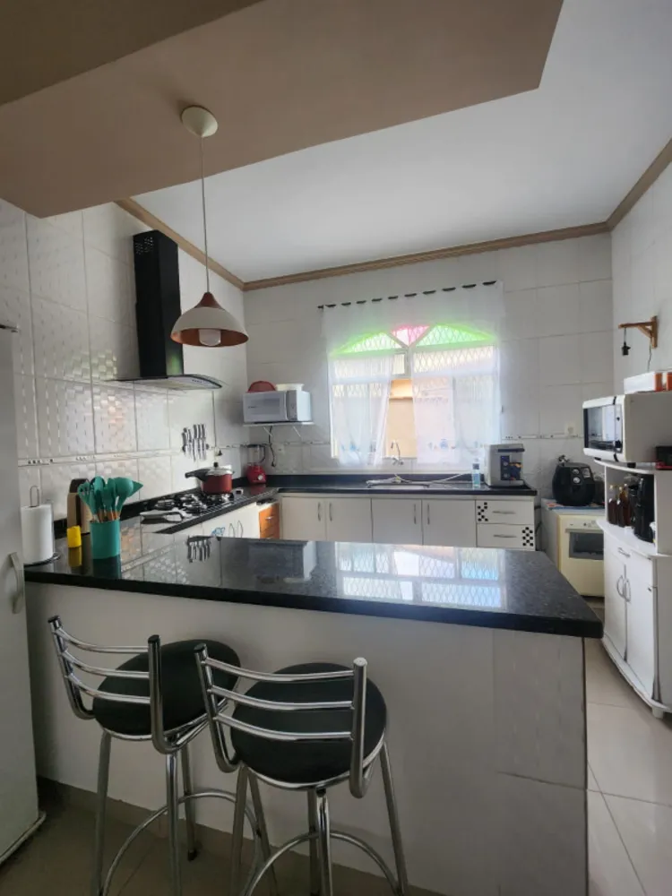 Casa, 4 quartos, 248 m² - Foto 6
