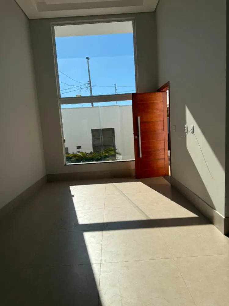 Casa, 3 quartos, 180 m² - Foto 2