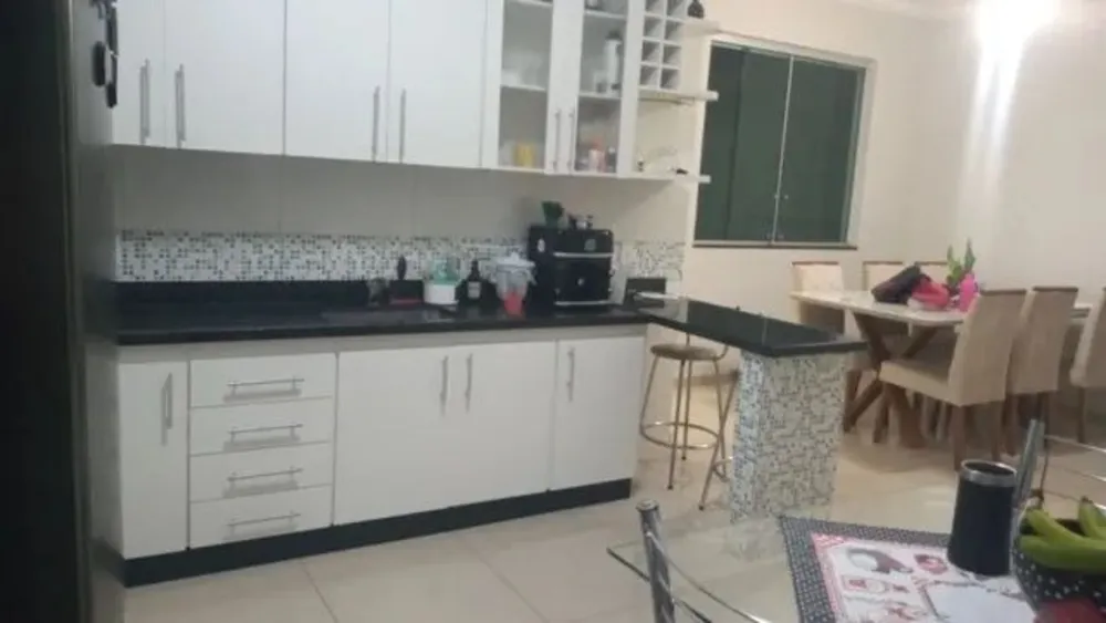 Casa, 3 quartos, 220 m² - Foto 4