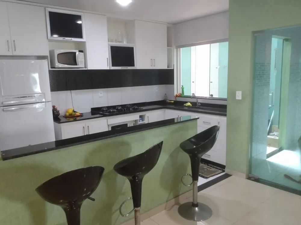 Casa, 3 quartos, 400 m² - Foto 2