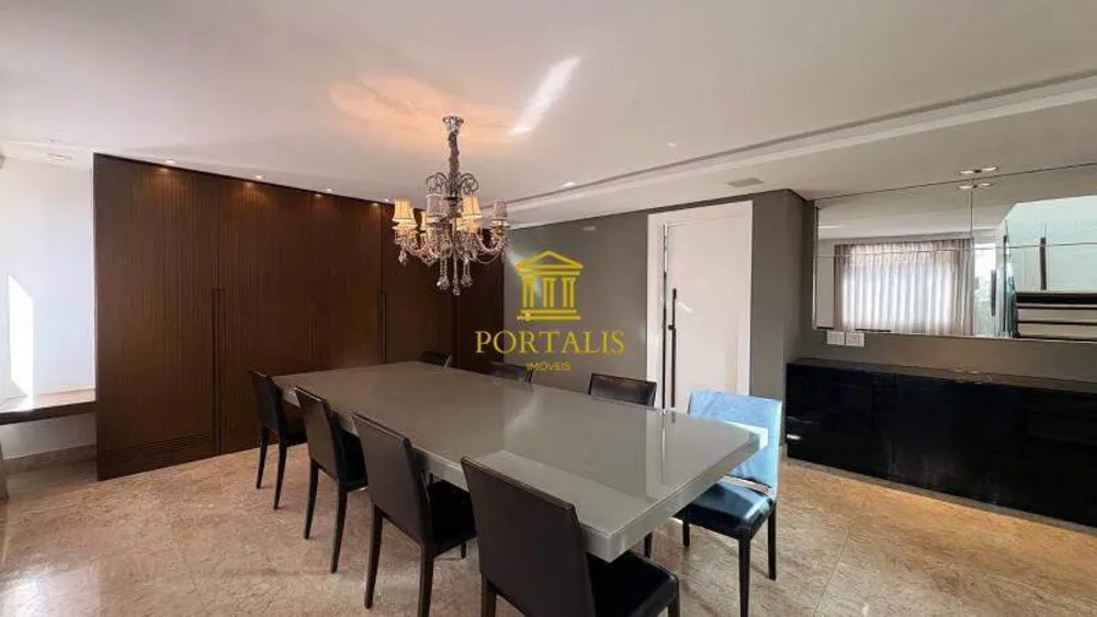 Cobertura, 3 quartos, 251 m² - Foto 3