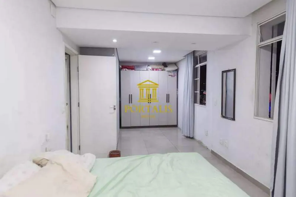 Cobertura, 3 quartos, 251 m² - Foto 2