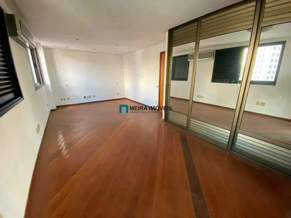 Cobertura, 3 quartos, 251 m² - Foto 3