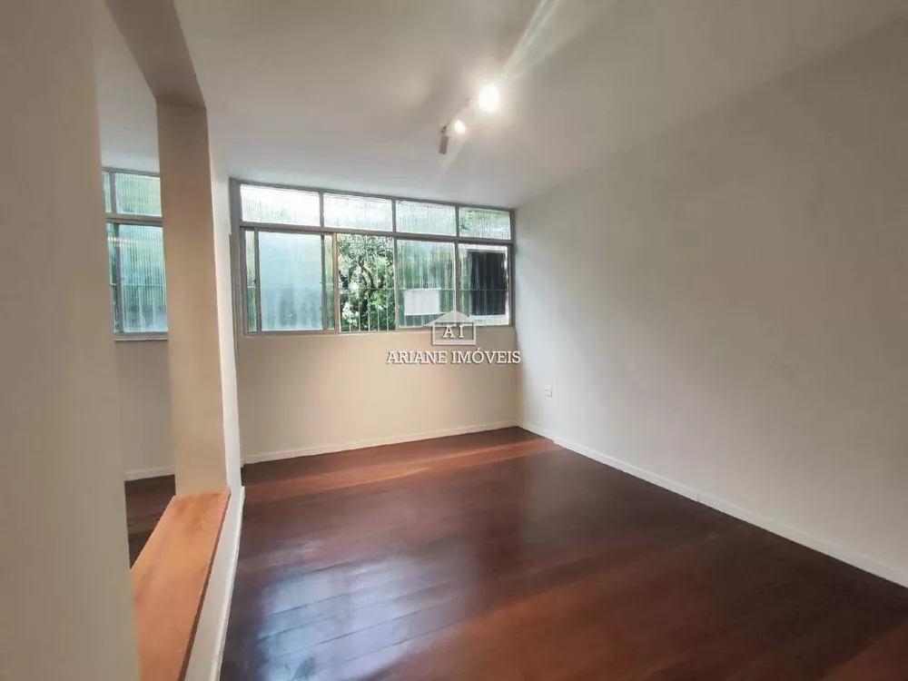 Apartamento à venda com 3 quartos, 108m² - Foto 3