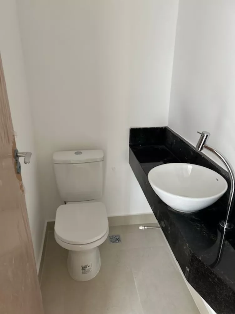 Apartamento à venda com 2 quartos, 61m² - Foto 3