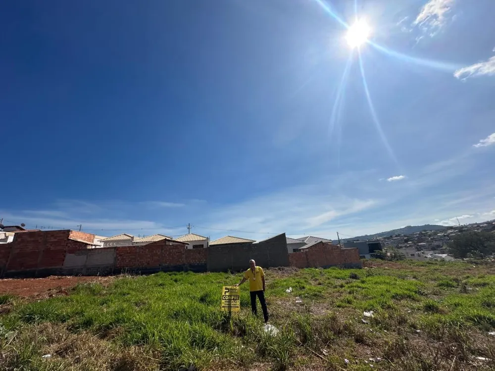 Terreno, 240 m² - Foto 1