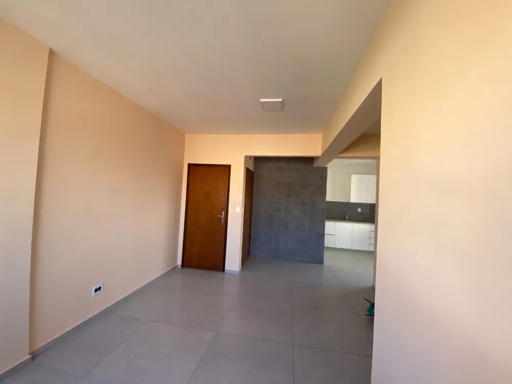 Apartamento à venda com 3 quartos, 71m² - Foto 4