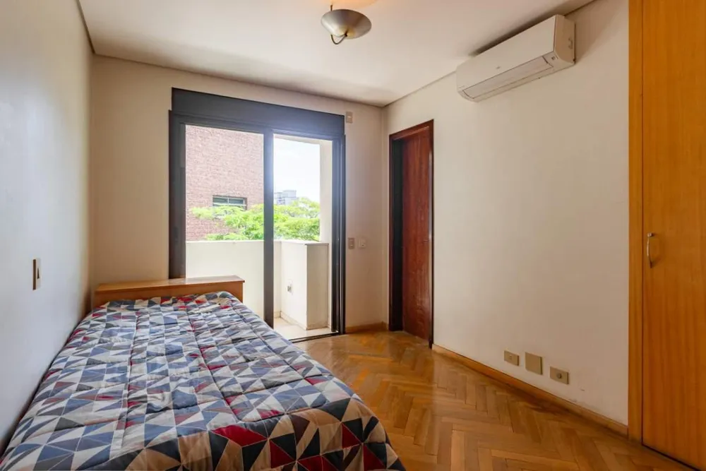 Apartamento, 3 quartos, 232 m² - Foto 1