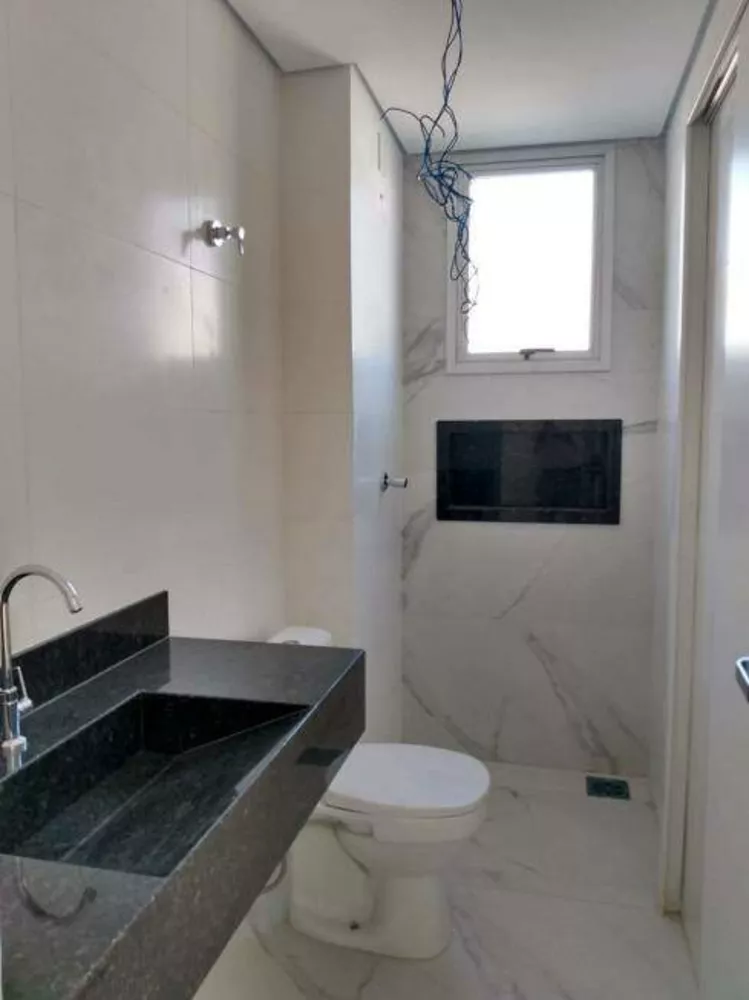 Apartamento à venda com 3 quartos, 95m² - Foto 11