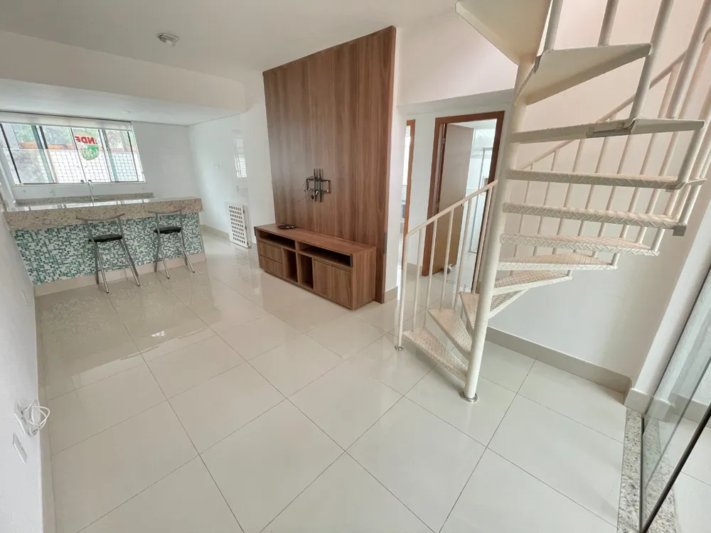 Cobertura, 3 quartos, 200 m² - Foto 1