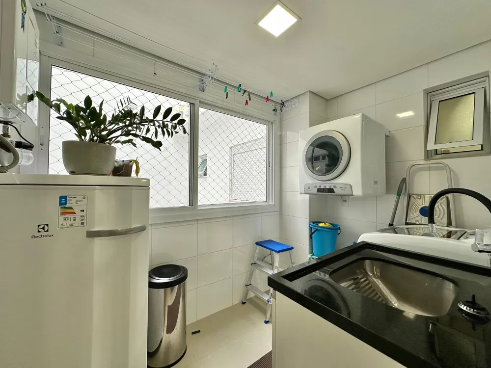 Apartamento, 3 quartos, 162 m² - Foto 2