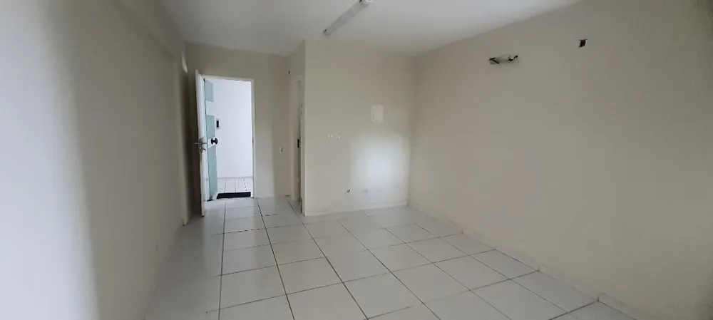 Sala-Conjunto, 1800 m² - Foto 8
