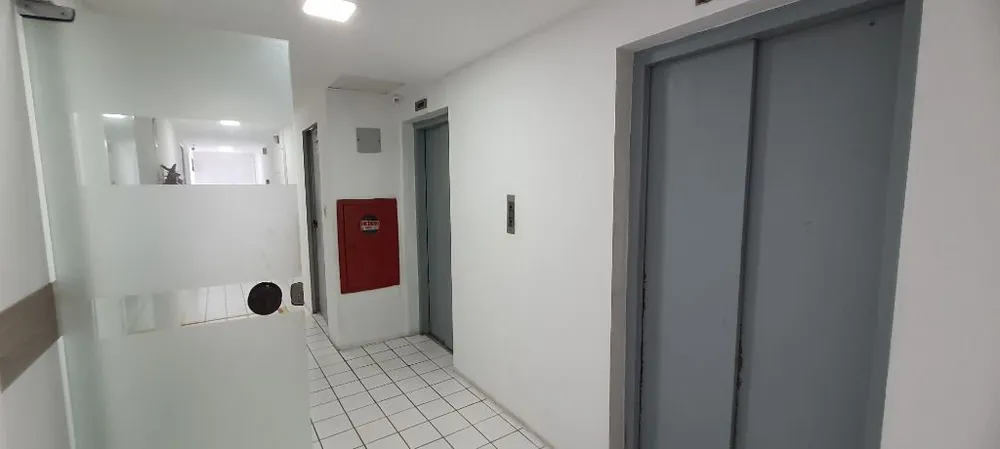 Sala-Conjunto, 1800 m² - Foto 9